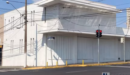 Excelente salao comercial para locação na Av. Portugal, Jd. America, ótima localização, 417 m2 construidos, completo, no predio funcionava uma agencia