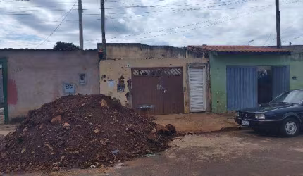 Oportunidade. Casa para venda em Ribeirão Preto-SP no Jd Iara / Joquei Clube, 2 dormitorios, 2 banheiros, area construida 61 m2 em um terreno de 125 m