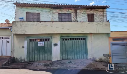 Sobrado para venda ou locação no Alexandre Balbo, 3 dormitorios com suíte mais edícula completa em 218 m2 construidos