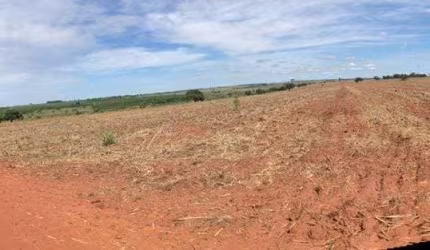 Fazenda para venda na região de Fernandopolis-SP com 51 alqueires sendo 47 alqueires em cana arrendada, sem benfeitorias