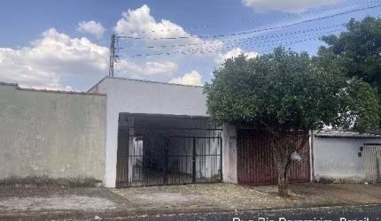 Oportunidade. Casa para venda em Ribeirão Preto-SP na Vila Albertina, 2 dormitorios com suite, 104 m2 construidos em um terreno de 125 m2