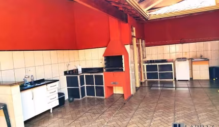 Ótima casa para venda no Diva Tarla de Carvalho, 4 dormitorios sendo 1 suite, varanda gourmet em 200 m2 de área total