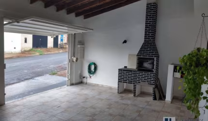 Ótima casa para venda no Jd Heitor Rigon, ao lado do anel viário, 2 dormitorios, churrasqueira, 126 m2 construidos em um terreno de 130 m2