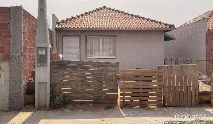 Oportunidade. Casa para venda em São Carlos-SP no Bela Vista / Ipe Mirim, 2 dormitorios, 46 m2 construidos em um terreno de 160 m2