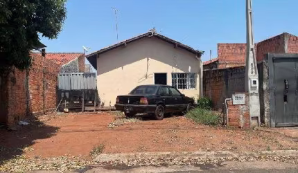 Oportunidade. Casa para venda em Araraquara-SP no Jd Victorio Antonio de Santi II, 2 dorrmitorios, 55 m2 construidos em um terreno de 160 m2