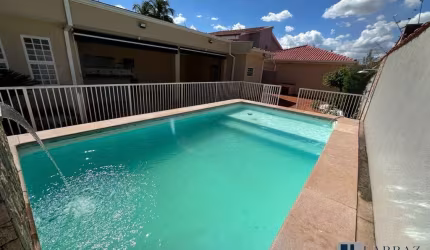 Linda casa para venda no Monte Alegre na Ten. Catão Roxo, 5 dormitorios com 3 suites, gourmet e piscina, 324 m2 construidos em um terreno de 542 m2