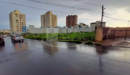Ótimo terreno para venda no Sumarezinho, proximo do HC, com 210 m2, pode construir predio, residencia e comercio