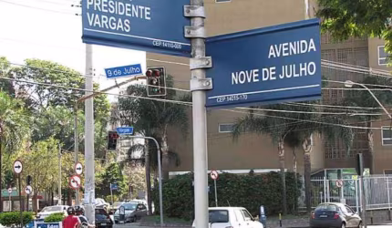 Excelente imóvel comercial para venda na Avenida 9 de Julho em Ribeirão Preto, ótima localização, mais de 1.000 m2 de área total, 05% de rentabilidade