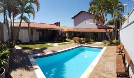 Lindo sobrado para venda na City Ribeirão, ótimo acabamento, 4 dormitorios 1 suite, varanda gourmet, piscina, amplo quintal em 330 m2 construidos