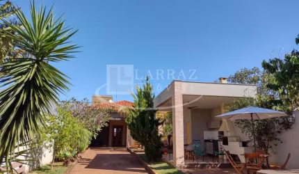 Maravilhosa casa para venda em Brodowski na Estrada do Prata, excelente acabamento, 3 dormitorios 1 suite, varanda gourmet, ofuro em 500 m2 total