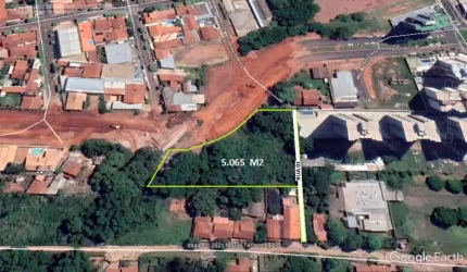Area para venda em São Jose do Rio Preto-SP, com 5.000 m2 na Av. Francisco Chagas, proximo ao Rio Preto Shopping e Av. JK, ideal para incorporação