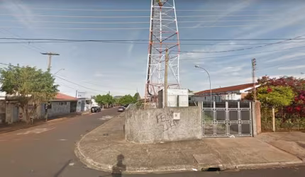 Oportunidade. Terreno para venda na Vila Albertina, de esquina, com 250 m2, otima localização, proximo da Rua Porto Seguro