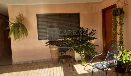 Casa para venda no Valentina Figueiredo, 3 dormitorios sendo 1 suite, 4 vagas em 240 m2 de area total
