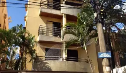 Apartamento a venda próximo ao Ribeirão Shopping de 1 dormitório, 45m2, 1 banheiro, sacada, sala e cozinha americana. Completos em armários, 1 vaga de