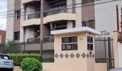 Excelente apartamento para venda no Santa Cruz, ao lado da Av. Portugal, 3 dormitorios sendo 1 suite, varanda, elevador em 83 m2 privativo