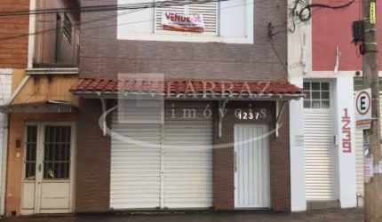 Loja para venda ou locação no centro, ideal para empresas, são 175 m2 de area construída com salao, salas e cozinha em frente aos Correios