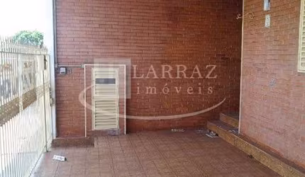Sobrado para venda na Vila Tamandaré, 4 dormitorios, 2 banheiros e 2 vagas em 189 m2 de area total