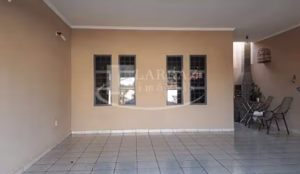Ótima casa para venda ou troca no Parque Ribeirão, 2 dormitorios sendo 1 suite em 170 m2 de area total