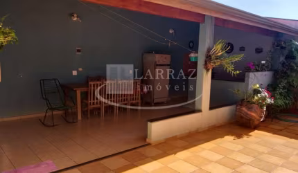 Sobrado para venda no Valentina Figueiredo, 4 dormitorios sendo 1 suite, varanda gourmet com churrasqueira, sacada nos quartos em 200 m2 de area total