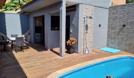 Casa para venda no Jardim Paulistano em ótima localização, 3 dormitorios sendo 1 suite, 4 banheiros, quintal com edícula em 300 m2 de area total