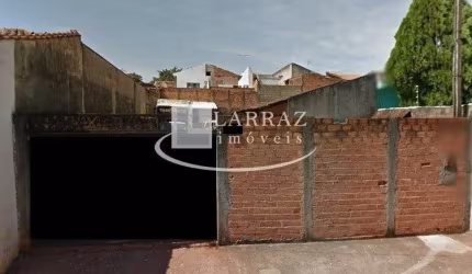 Terreno de 300 m2 para venda no Parque Ribeirão Preto com vizinho de ambos os lados medindo 10x30