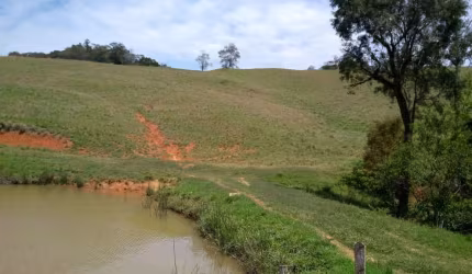 Excelente sitio para venda na região de Guapiara-SP, com 32 alqueires sendo 26 limpos, benfeitorias e rica em agua