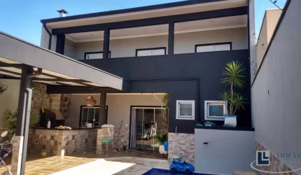 Lindo sobrado alto padrão para venda em Bonfim Paulista no Jd. Santa Cecilia, 3 dormitorios sendo 1 suite, varanda gourmet e piscina em 250 m2 de area