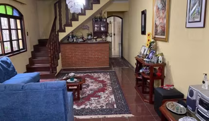 Sobrado em Jardim Santa Mena  -  Guarulhos