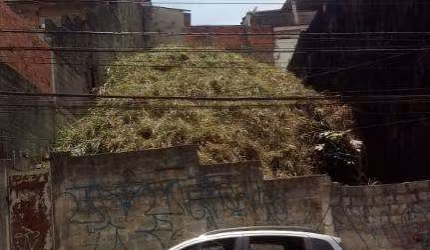 Terreno 200m² em avenida na região da Praça 8