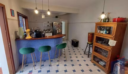 Casa em Jardim da Glória, SP: 4 Dorms, 2 Suítes, 350m² - R$1.380.000
