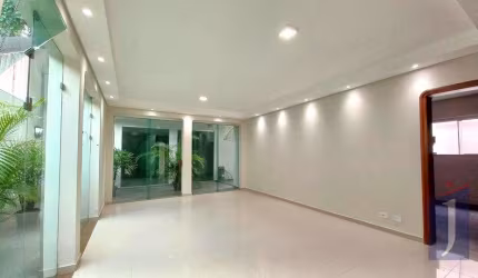 Casa no Jardim da Glória com 271m², 4 dormitórios e 6 vagas por R$ 2.250.000 - Confira!