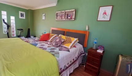 Jardim da Glória - SP: Casa, 161m², 3 suítes por R$ 1.300.000