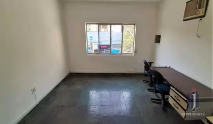 Loja/Salão 219M²  à venda por R$660k ou locação por R$4.000