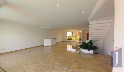 Casa de luxo em Jardim da Gloria, São Paulo: 497m², 5 suítes e 8 vagas por R$ 3.500.000