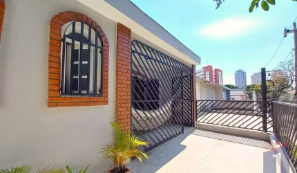 Casa à Venda em Bosque da Saúde - 3 Dorms, 1 Suíte e 2 Vagas, 145m²