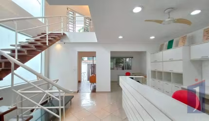Casa Comercial Chácara Inglesa, 228m², 3 Banheiros, R$1.283.000