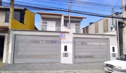 Casa Sobrado à Venda em Jardim Albertina - 3 Dormitórios