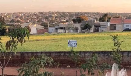 Terreno à venda na Rua José Granado Parra, Jardim Paulista, Maringá por R$ 250.000