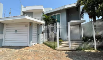 Casa com 4 quartos à venda na Centro, Centro, Mandaguaçu, 649 m2 por R$ 2.200.000