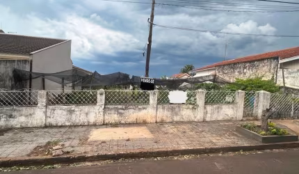 Terreno à venda na Rua, Centro, Mandaguaçu por R$ 450.000