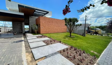 CASA TÉRREA EM CONDOMÍNIO HORIZONTAL 
CONDOMÍNIO MONTE HERMON