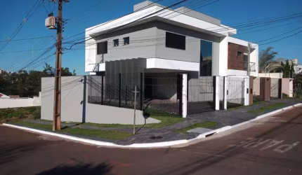 Sobrado Jardim Monções