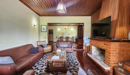 Casa para Venda em Teresópolis, Quinta da Barra, 4 dormitórios, 1 suíte, 4 banheiros, 3 vagas