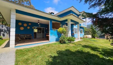 Casa em Condomínio para Venda em Teresópolis, Vargem Grande, 4 dormitórios, 1 suíte, 3 banheiros, 3 vagas