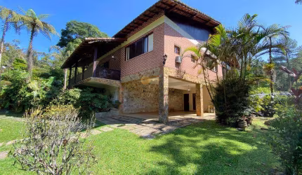Casa para Venda em Teresópolis, Granja Guarani, 6 dormitórios, 1 suíte, 4 banheiros, 4 vagas