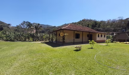 Sítio para Venda em Teresópolis, Cruzeiro, 2 dormitórios, 1 suíte, 2 banheiros, 10 vagas