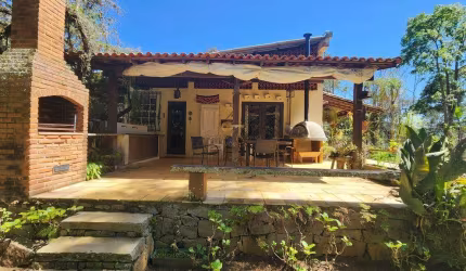 Casa para Venda em Teresópolis, Jardim Salaco, 4 dormitórios, 3 suítes, 4 banheiros, 10 vagas