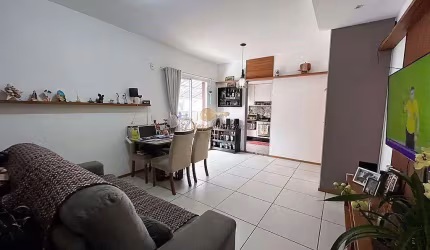 Cobertura para Venda em Teresópolis, Bom Retiro, 2 dormitórios, 1 suíte, 2 banheiros, 1 vaga