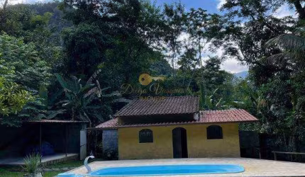 Casa para Venda em Guapimirim, Limoeiro, 3 dormitórios, 2 banheiros, 2 vagas