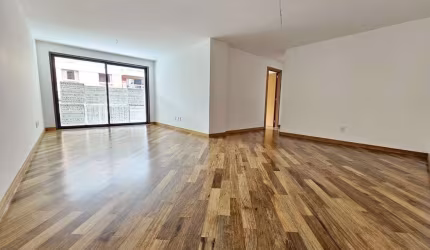 Apartamento para Venda em Teresópolis, Agriões, 3 dormitórios, 3 suítes, 5 banheiros, 2 vagas
